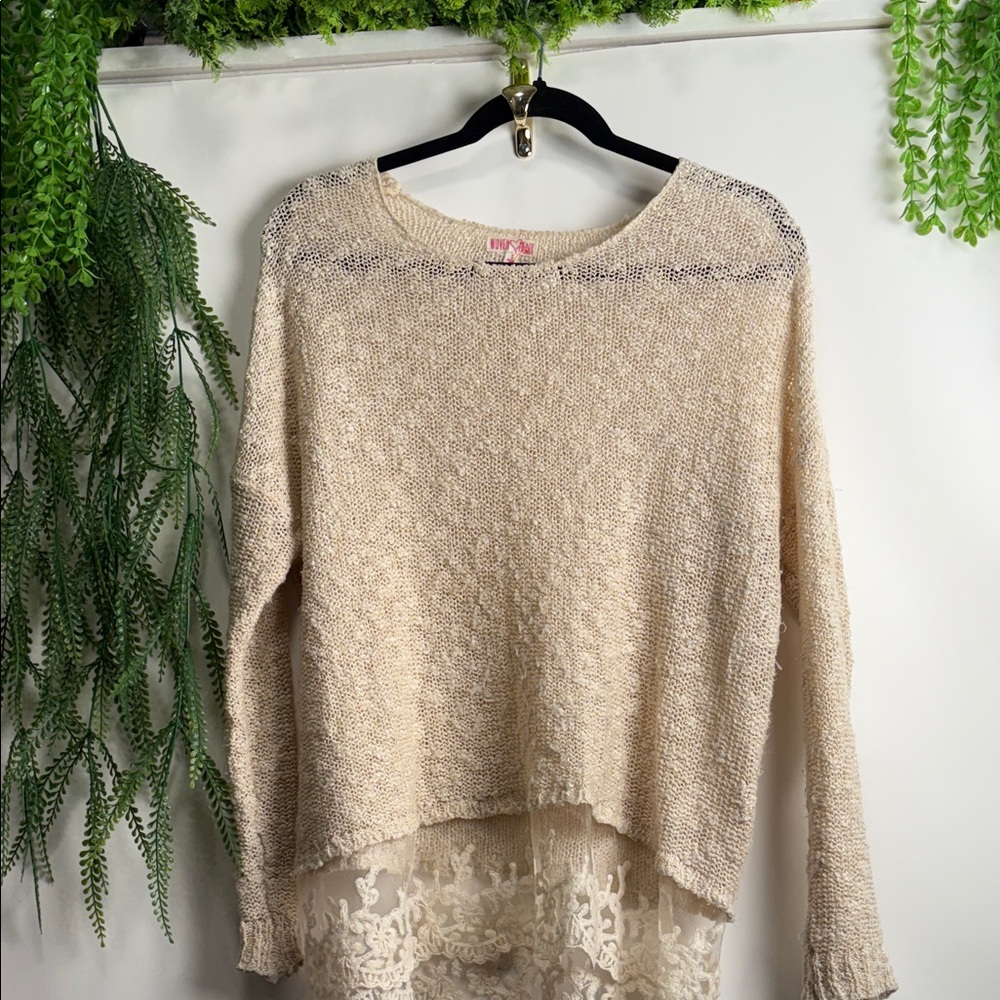 Woven Heart Cream Sweater with Lace Hem